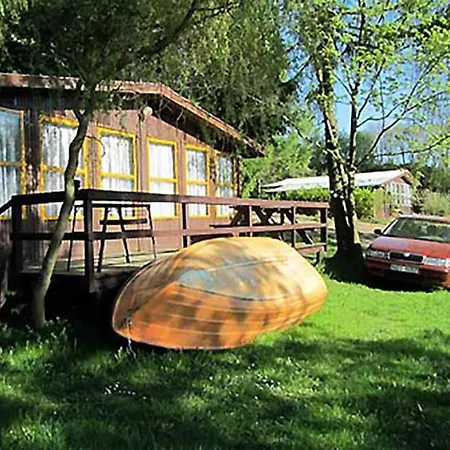 Letniskowy Brożówka Lodge *
