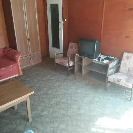 Letniskowy Brozowka Lodge *