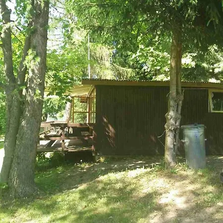 Letniskowy Brozowka Lodge *