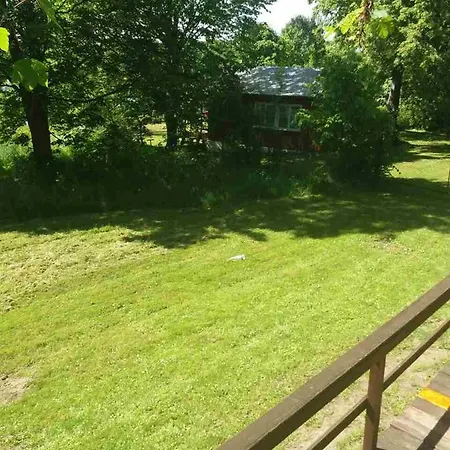 Letniskowy Brozowka Lodge