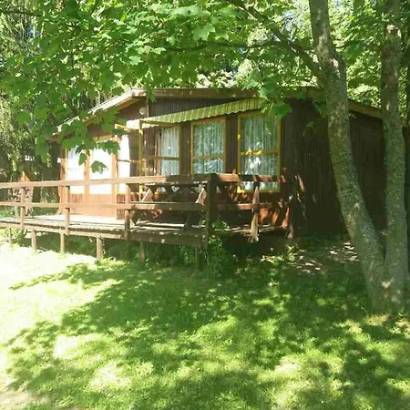 Letniskowy Brozowka Lodge