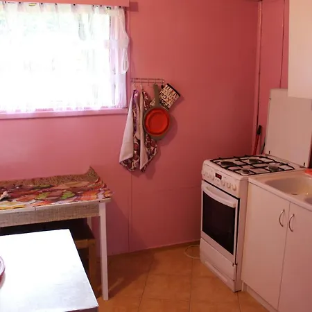 Letniskowy Brozowka Lodge