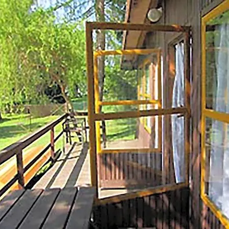 Letniskowy Brozowka 롯지