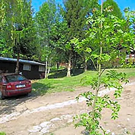 Letniskowy Brozowka 롯지