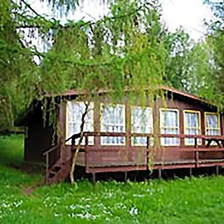 Letniskowy Brozowka * 크루클란키